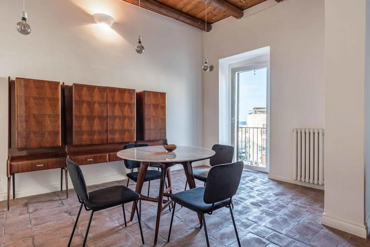 San Pietro Apartment Bari 0*,